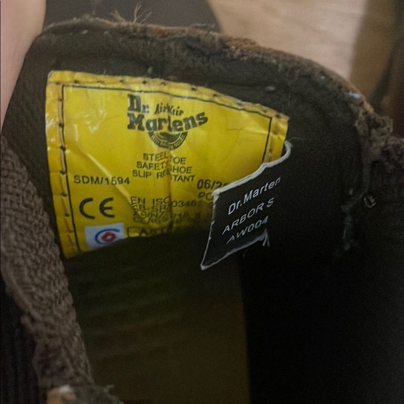 Dr. Martens Brown/Burgundy Leather Chelsea boot - Picture 2 of 7